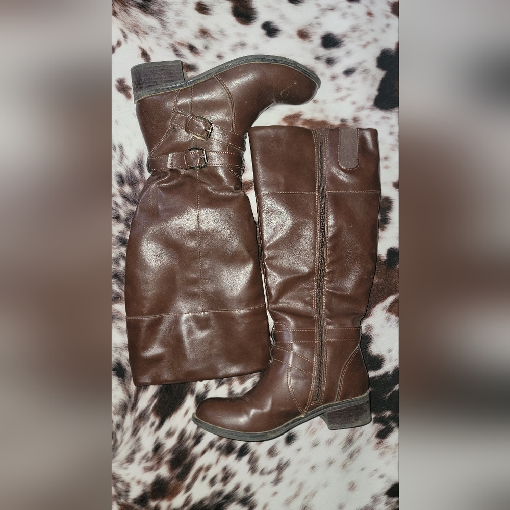 Arizona Jean Company Brown Heeled Boots